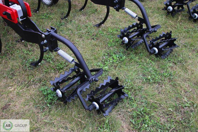 Awemak DRAGON TP 9 hydraulic folding inter-row cultivator - Menggabungkan bor benih: gambar 2 Awemak DRAGON TP 9 hydraulic folding inter-row cultivator - Menggabungkan bor benih: gambar 2