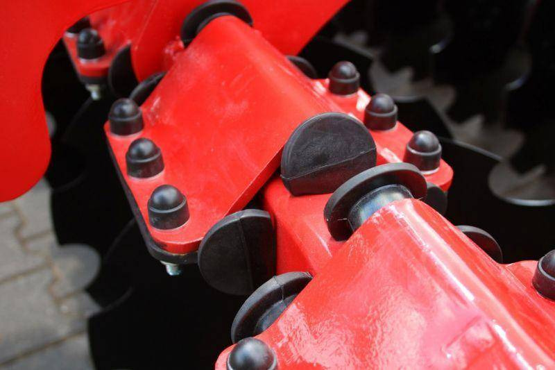 Awemak disc harrow TIGER LBT27, 2.7 m - Garu cakram: gambar 5 Awemak disc harrow TIGER LBT27, 2.7 m - Garu cakram: gambar 5