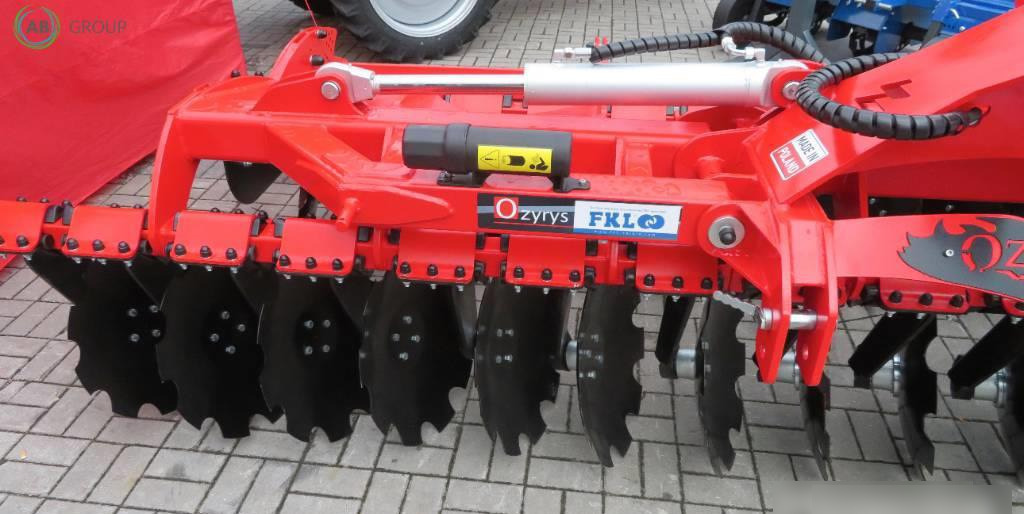 Awemak hydraulic folding disc harrow Ozyrys BTH40, 4 m - Garu cakram: gambar 2 Awemak hydraulic folding disc harrow Ozyrys BTH40, 4 m - Garu cakram: gambar 2