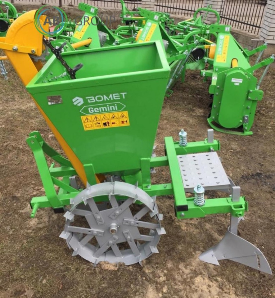 Bomet single-row potato planter Gemini S 239/2 - Mesin penanam kentang: gambar 1 Bomet single-row potato planter Gemini S 239/2 - Mesin penanam kentang: gambar 1