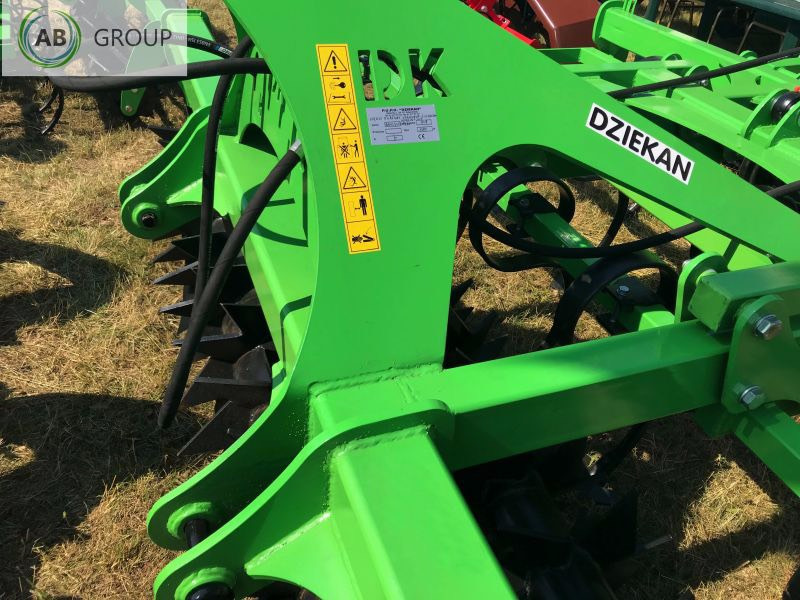 Dziekan Herkulex Lux cultivator 3m AMHL30F2K3Z2 - Petani: gambar 4 Dziekan Herkulex Lux cultivator 3m AMHL30F2K3Z2 - Petani: gambar 4