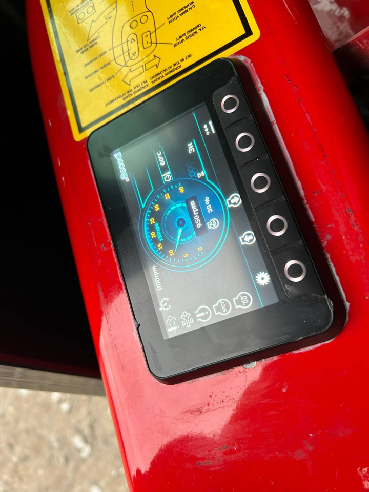 Fimaks telescopic loader FMLT 60 - Pemuat ringkas: gambar 5 Fimaks telescopic loader FMLT 60 - Pemuat ringkas: gambar 5