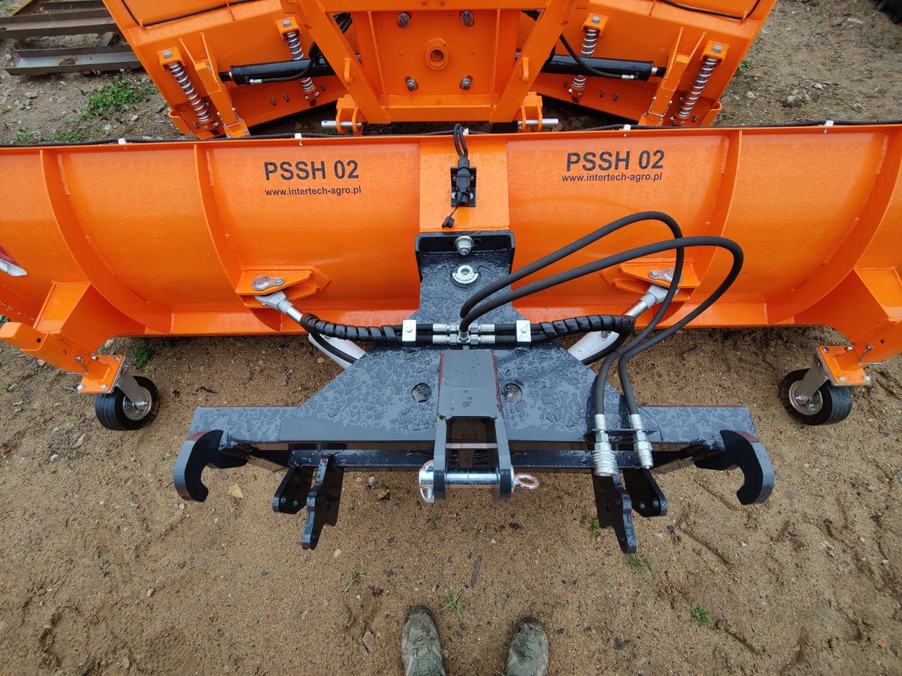 Inter-Tech Snow Plow, 2.6 m - Bajak salju untuk Peralatan pertanian: gambar 4 Inter-Tech Snow Plow, 2.6 m - Bajak salju untuk Peralatan pertanian: gambar 4