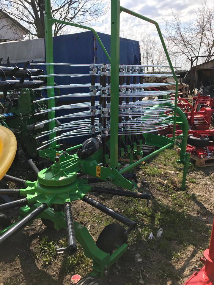 Inter-Tech rotary rake 4,2m - Tedder/ Menyapu: gambar 5 Inter-Tech rotary rake 4,2m - Tedder/ Menyapu: gambar 5