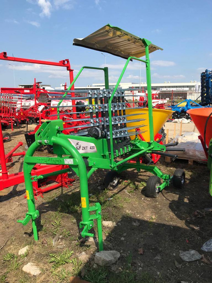 Inter-Tech rotary rake 4,2m - Tedder/ Menyapu: gambar 4 Inter-Tech rotary rake 4,2m - Tedder/ Menyapu: gambar 4