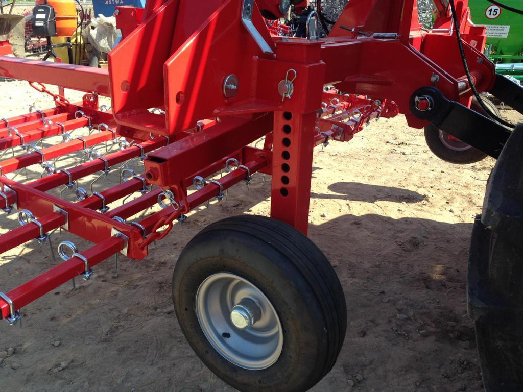 Klimza weeder harrow 6 m - Garu gerigi pegas: gambar 4 Klimza weeder harrow 6 m - Garu gerigi pegas: gambar 4