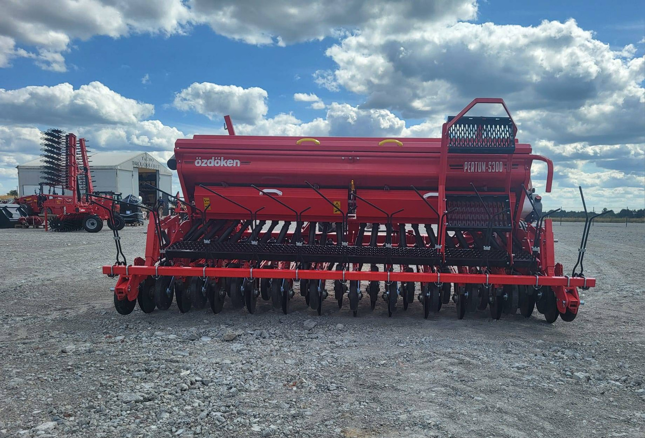 Ozdoken mechanical seed drill Pertum-S 300 - double-disc - on stock - Bor benih: gambar 5 Ozdoken mechanical seed drill Pertum-S 300 - double-disc - on stock - Bor benih: gambar 5