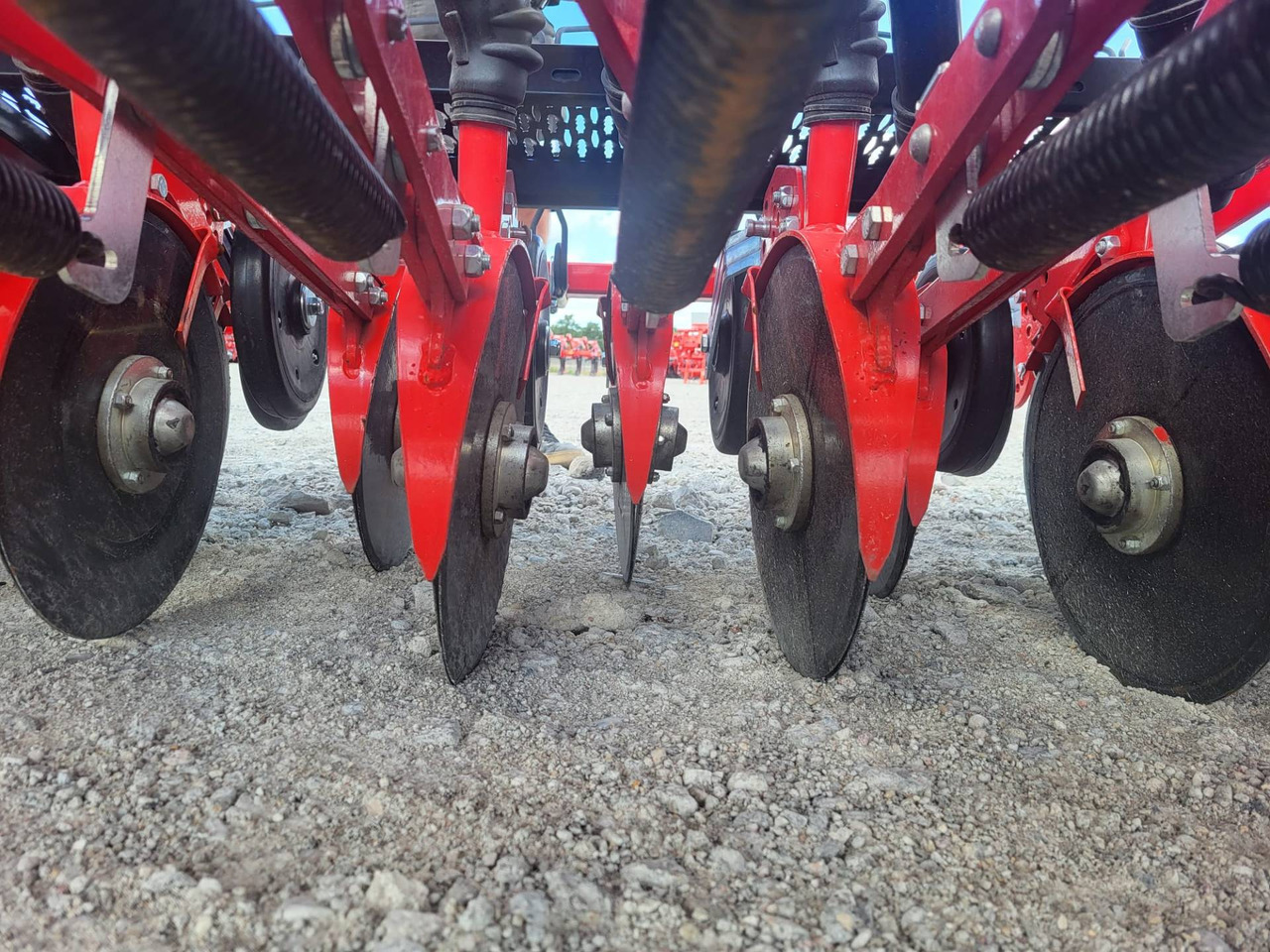 Bor benih Ozdoken mechanical seed drill Pertum-S 300 - double-disc - on stock: gambar 8 Bor benih Ozdoken mechanical seed drill Pertum-S 300 - double-disc - on stock: gambar 8