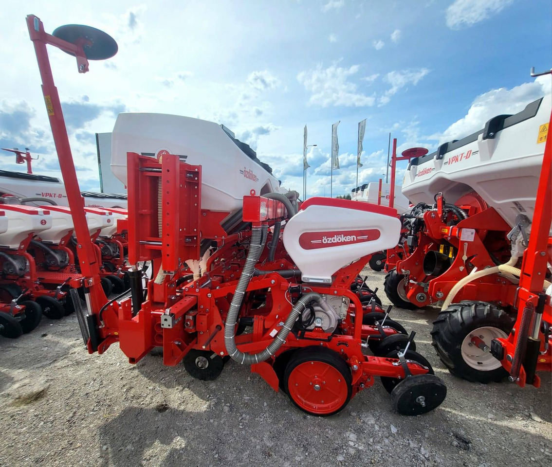 Ozdoken six-row pneumatic precision seeder, VPKT-DG6, PVC fertiliser tank - on stock - Penabur presisi: gambar 3 Ozdoken six-row pneumatic precision seeder, VPKT-DG6, PVC fertiliser tank - on stock - Penabur presisi: gambar 3