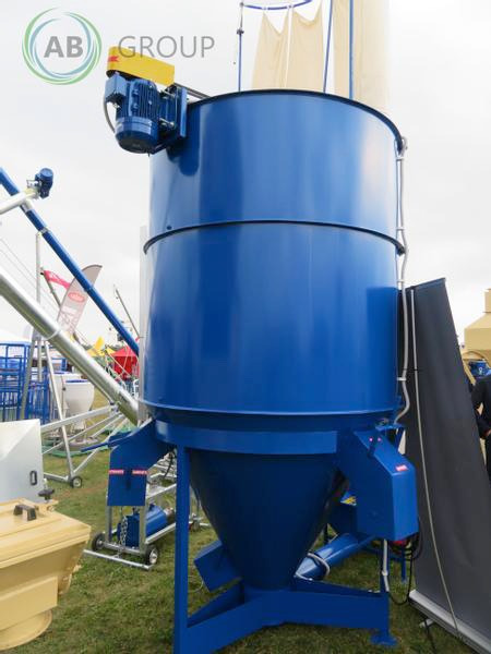 Sobmetal fodder mixer MPS 500 - Mixer-pengumpan: gambar 1 Sobmetal fodder mixer MPS 500 - Mixer-pengumpan: gambar 1