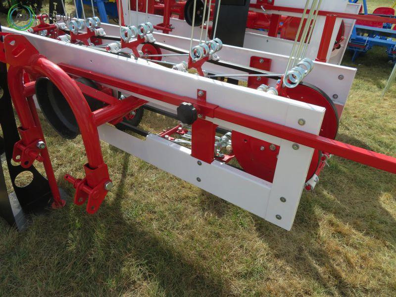 Taret belt rake Z296 - Tedder/ Menyapu: gambar 4 Taret belt rake Z296 - Tedder/ Menyapu: gambar 4