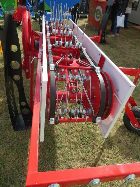 Taret belt rake Z296 - Tedder/ Menyapu: gambar 5 Taret belt rake Z296 - Tedder/ Menyapu: gambar 5