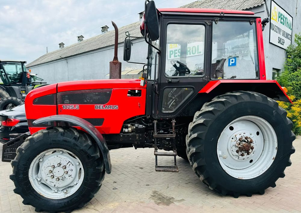 Belarus 1025.3 - Traktor: gambar 5 Belarus 1025.3 - Traktor: gambar 5