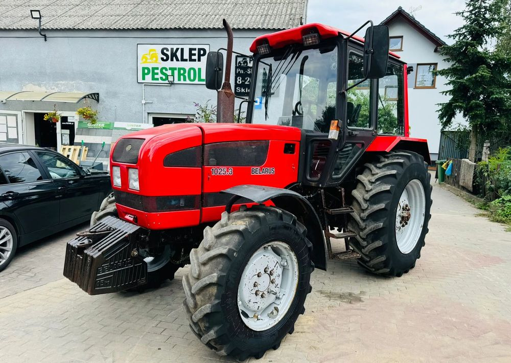 Belarus 1025.3 - Traktor: gambar 2 Belarus 1025.3 - Traktor: gambar 2