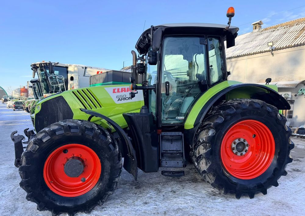 Claas Arion 650 - Traktor: gambar 1 Claas Arion 650 - Traktor: gambar 1