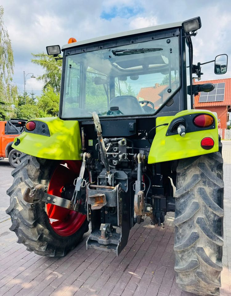 Claas Axos 330 - Traktor: gambar 5 Claas Axos 330 - Traktor: gambar 5
