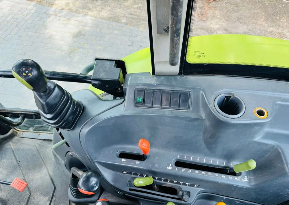 Traktor Claas Axos 330: gambar 11