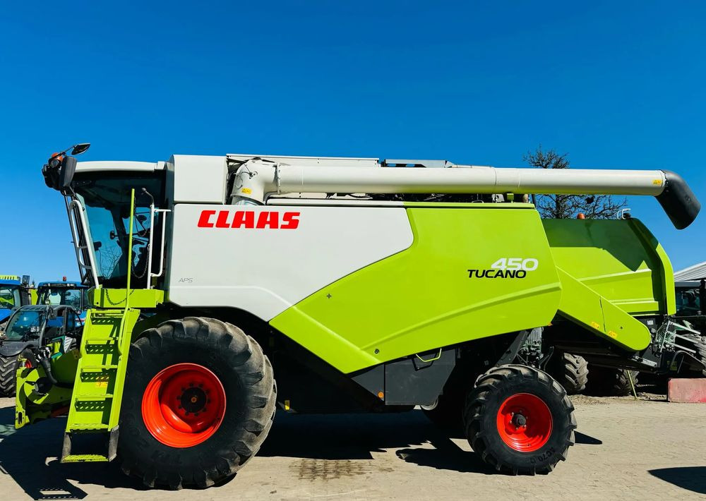Claas Tucano 450 - Pemanen gabungan: gambar 1 Claas Tucano 450 - Pemanen gabungan: gambar 1