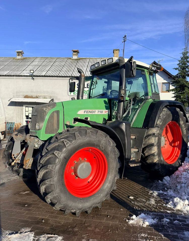Fendt 718 Vario TMS - Traktor: gambar 1 Fendt 718 Vario TMS - Traktor: gambar 1