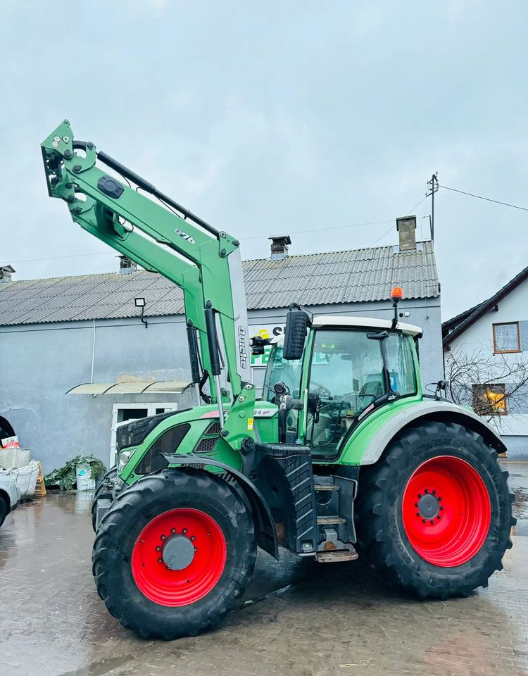 Fendt 724 - Traktor: gambar 2 Fendt 724 - Traktor: gambar 2