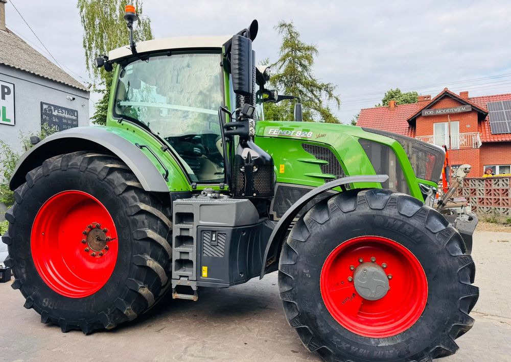 Fendt 828 Vario Profi Plus - Traktor: gambar 5 Fendt 828 Vario Profi Plus - Traktor: gambar 5