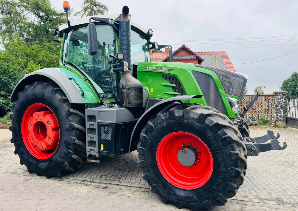 Fendt 828 Vario Profi Plus - Traktor: gambar 3 Fendt 828 Vario Profi Plus - Traktor: gambar 3