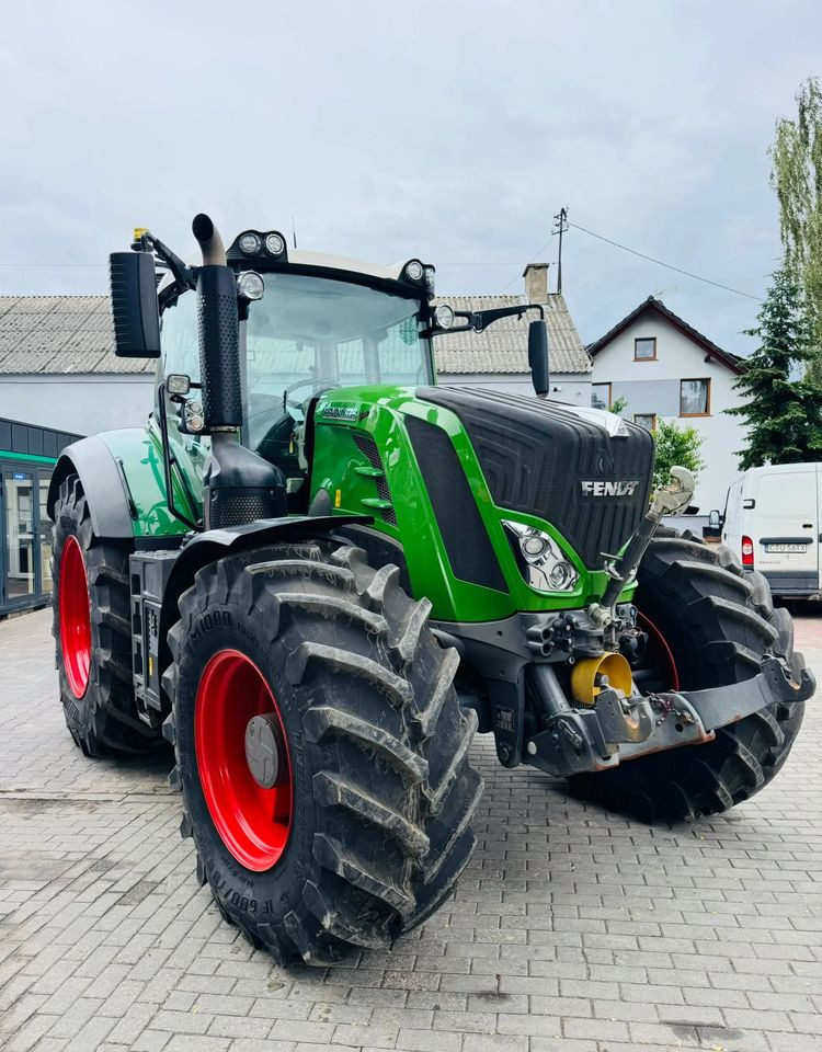 Fendt 828 Vario Profi Plus - Traktor: gambar 4 Fendt 828 Vario Profi Plus - Traktor: gambar 4