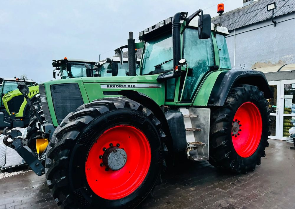 Fendt Favorit 818 - Traktor: gambar 4 Fendt Favorit 818 - Traktor: gambar 4