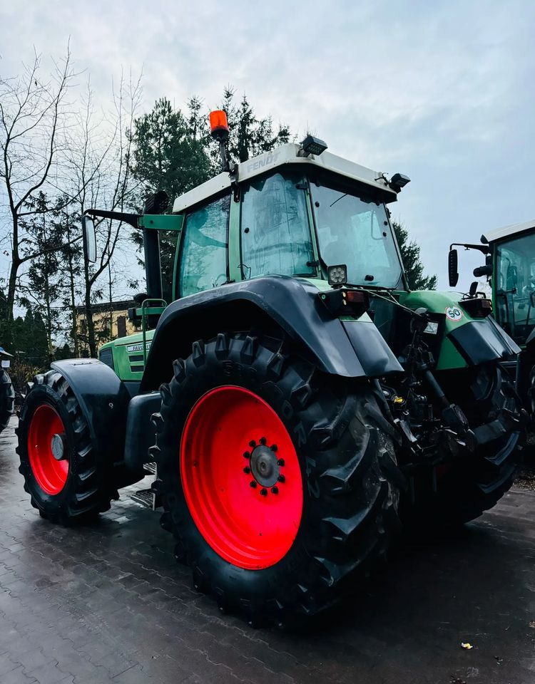 Fendt Favorit 818 - Traktor: gambar 3 Fendt Favorit 818 - Traktor: gambar 3