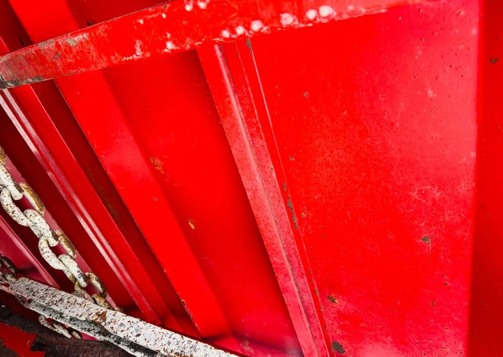 Inny Deguillaume - Penyebar kotoran: gambar 4 Inny Deguillaume - Penyebar kotoran: gambar 4