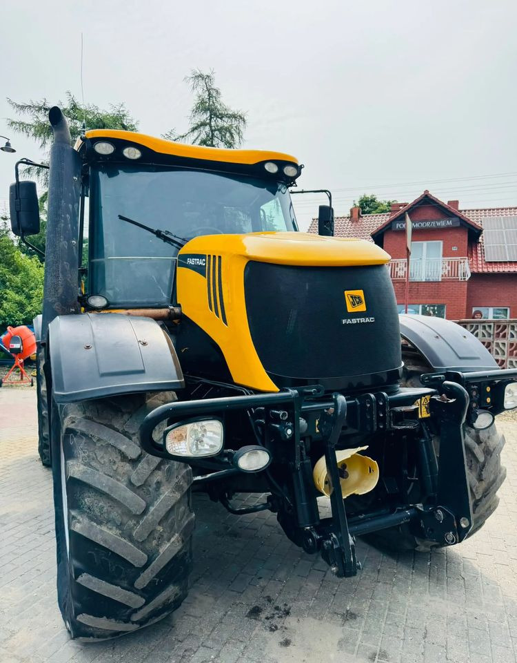 JCB FASTRAC 3230 - Traktor: gambar 3 JCB FASTRAC 3230 - Traktor: gambar 3