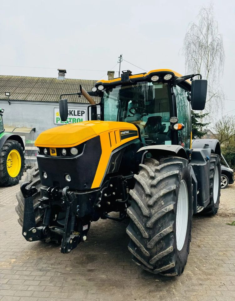 JCB FASTRAC 4220 - Traktor: gambar 1 JCB FASTRAC 4220 - Traktor: gambar 1