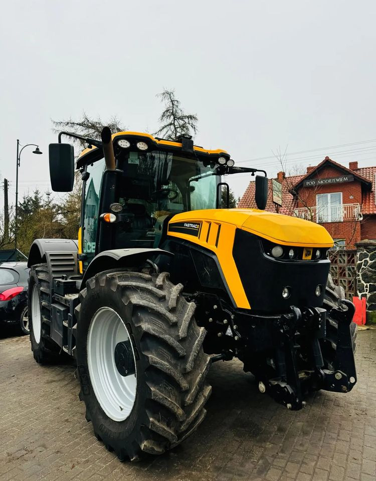 JCB FASTRAC 4220 - Traktor: gambar 3 JCB FASTRAC 4220 - Traktor: gambar 3