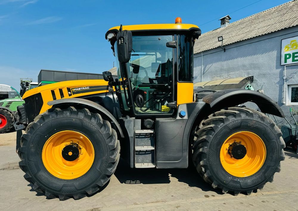 JCB Fastrac 4220 - Traktor: gambar 5 JCB Fastrac 4220 - Traktor: gambar 5