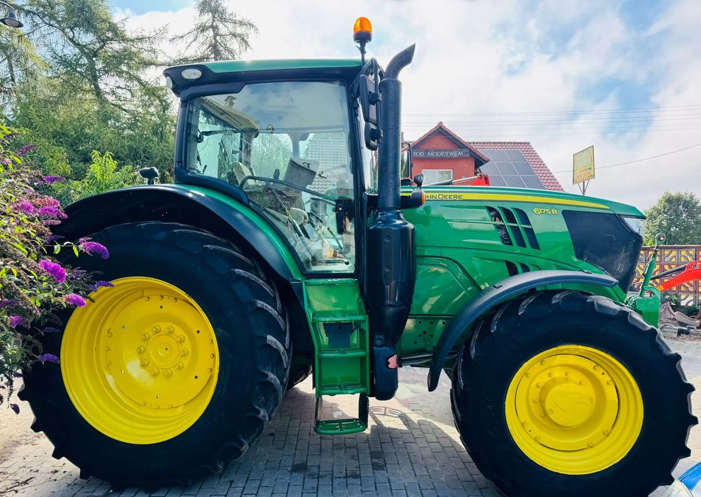 John Deere 6175R - Traktor: gambar 3 John Deere 6175R - Traktor: gambar 3