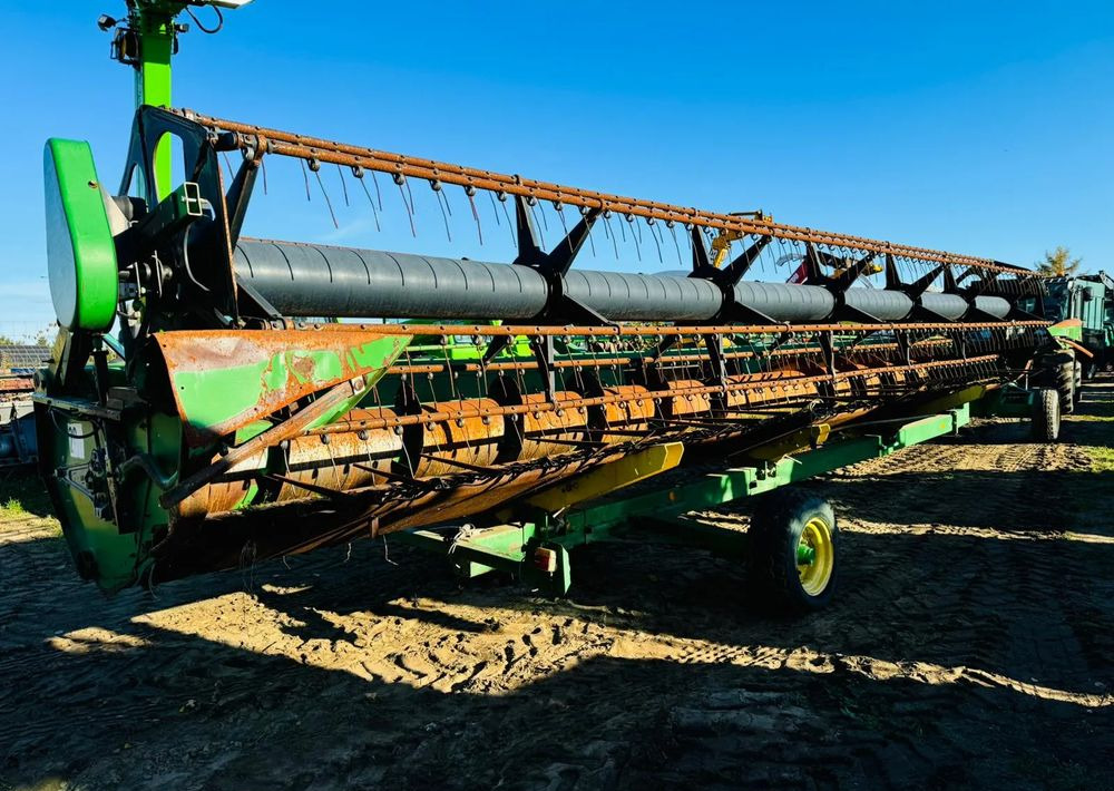 John Deere 630R - Header biji-bijian: gambar 3 John Deere 630R - Header biji-bijian: gambar 3