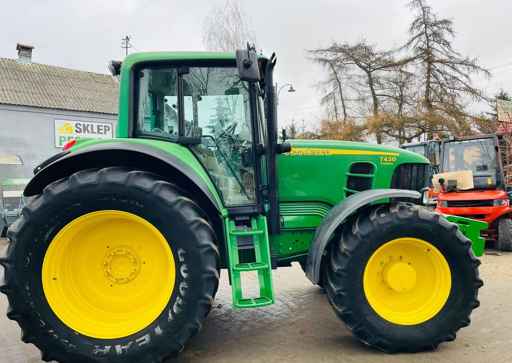 John Deere 7430 - Traktor: gambar 5 John Deere 7430 - Traktor: gambar 5