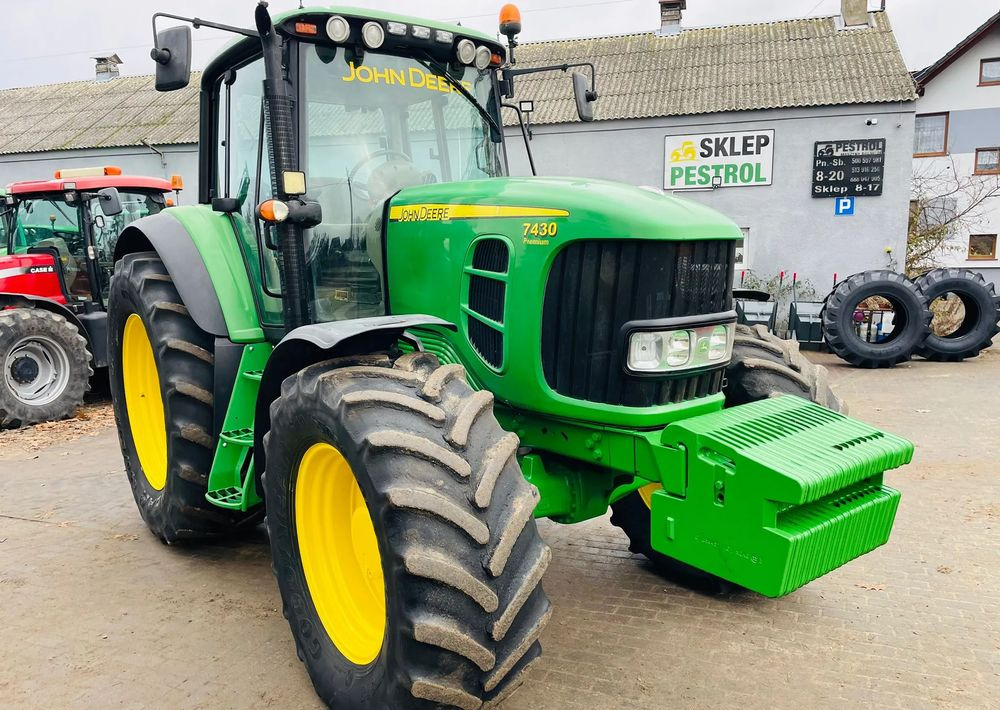 John Deere 7430 - Traktor: gambar 3 John Deere 7430 - Traktor: gambar 3