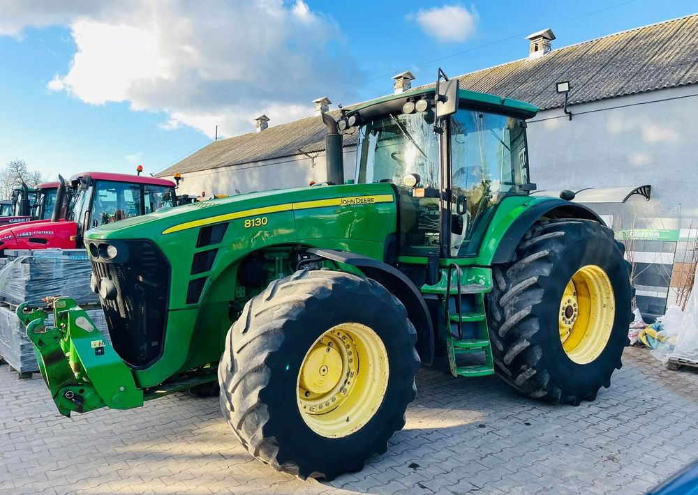 John Deere 8130 - Traktor: gambar 4 John Deere 8130 - Traktor: gambar 4