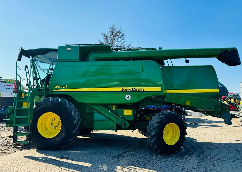 John Deere W540i - Pemanen gabungan: gambar 2 John Deere W540i - Pemanen gabungan: gambar 2