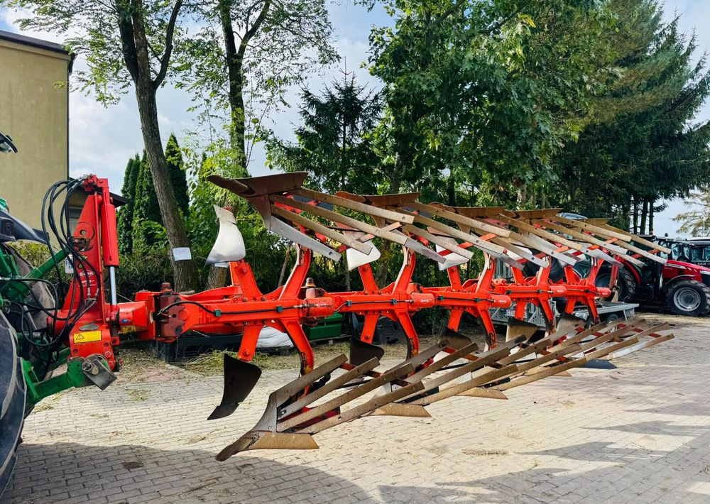 Kuhn Vari Master 151 - Bajak: gambar 1 Kuhn Vari Master 151 - Bajak: gambar 1
