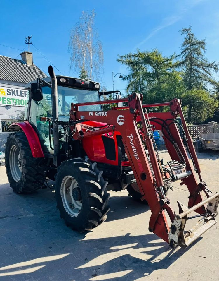 Massey Ferguson 5445 Dyna 4 - Traktor: gambar 5 Massey Ferguson 5445 Dyna 4 - Traktor: gambar 5