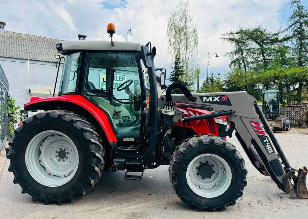 Massey Ferguson 5608 Dyna 4 - Traktor: gambar 2 Massey Ferguson 5608 Dyna 4 - Traktor: gambar 2