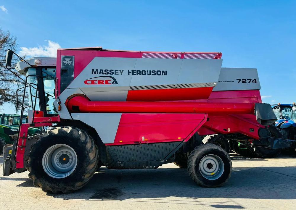 Massey Ferguson 7274 - Pemanen gabungan: gambar 1 Massey Ferguson 7274 - Pemanen gabungan: gambar 1