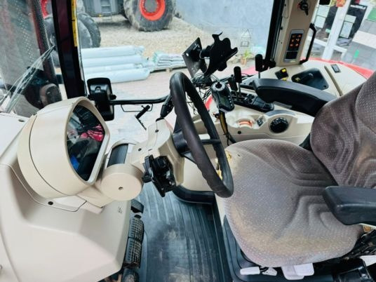 Massey Ferguson 7620 DYNASHIFT - Traktor: gambar 5 Massey Ferguson 7620 DYNASHIFT - Traktor: gambar 5
