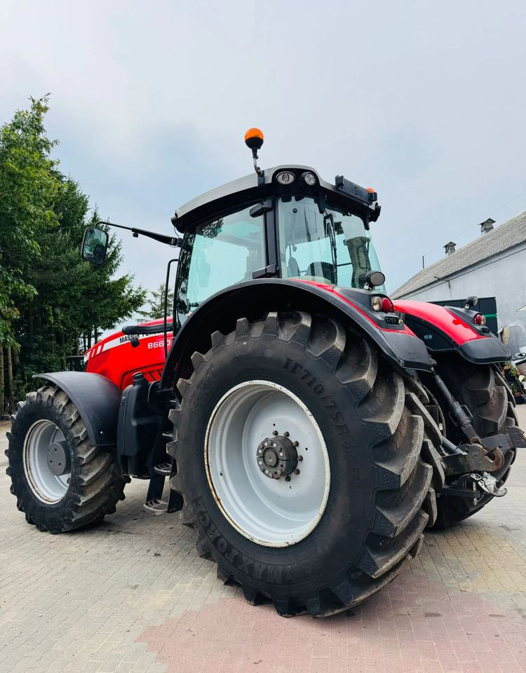 Massey Ferguson 8660 DYNA VT - Traktor: gambar 3 Massey Ferguson 8660 DYNA VT - Traktor: gambar 3