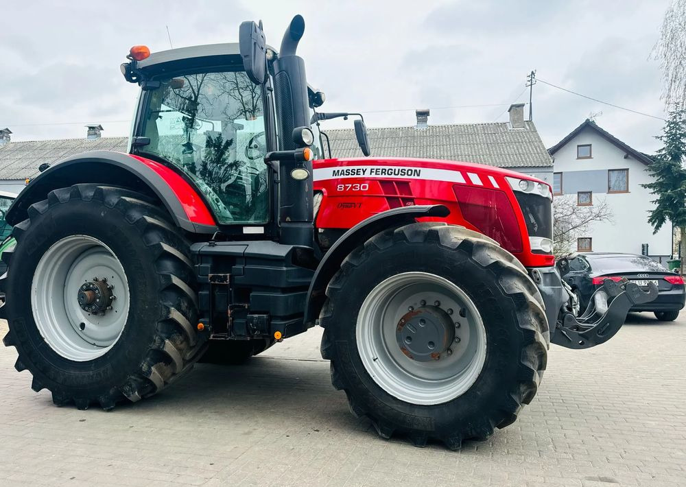 Massey Ferguson 8730 DYNA VT - Traktor: gambar 3 Massey Ferguson 8730 DYNA VT - Traktor: gambar 3