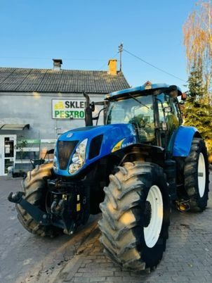 New Holland T7030 - Traktor: gambar 1 New Holland T7030 - Traktor: gambar 1