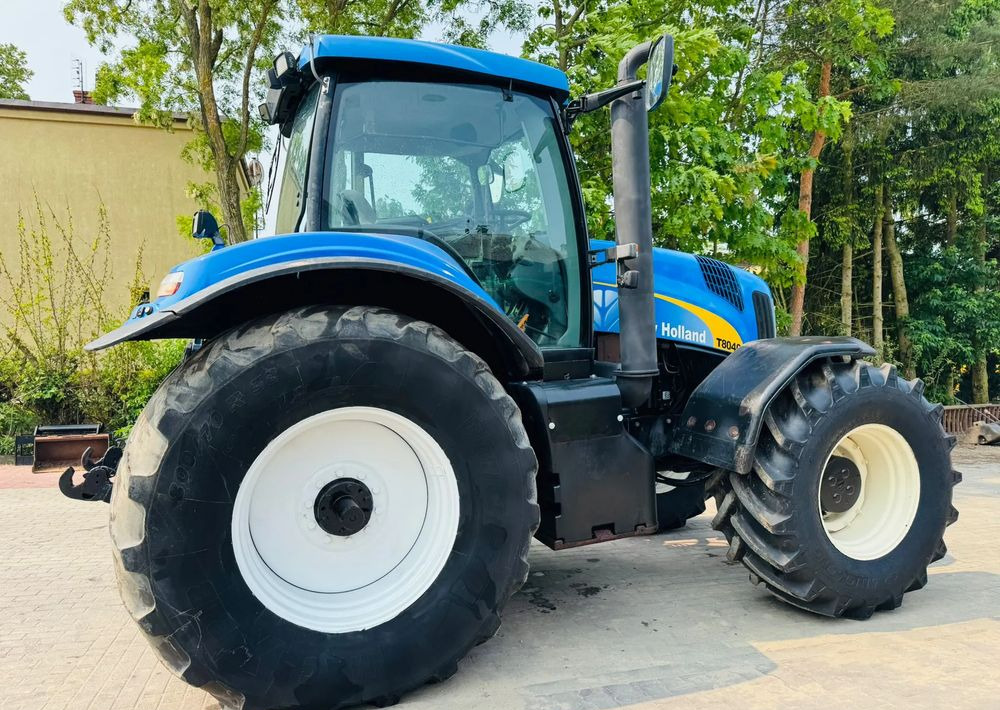 New Holland T8040 - Traktor: gambar 2 New Holland T8040 - Traktor: gambar 2