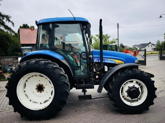 New Holland TD5050 - Traktor: gambar 2 New Holland TD5050 - Traktor: gambar 2